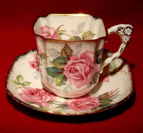 Royal Stafford Bone China Berkeley Rose Square Tea Cup Saucer Gold