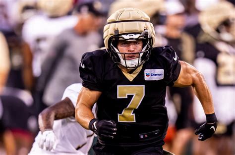 Dennis Allen Shares Brief Update On Taysom Hill S Chest Injury Yahoo