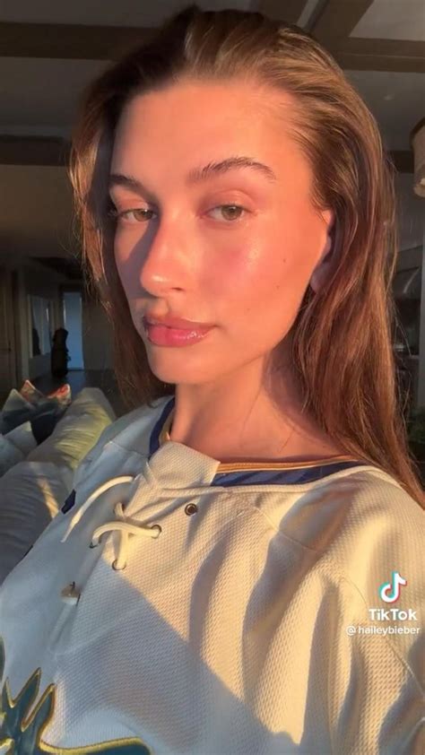 Hailey Bieber makeup tutorial 💄