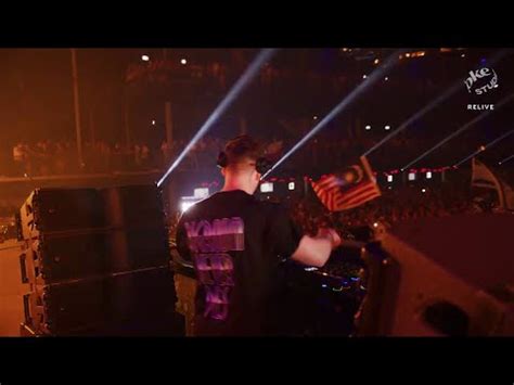 Hardwell At Freedom By Bud Tomorrowland Youtube