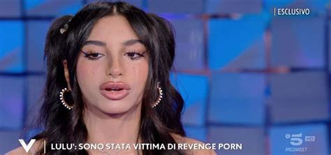 LULU SELASSIÈ VITTIMA DI STALKING Un incubo revenge porn con foto