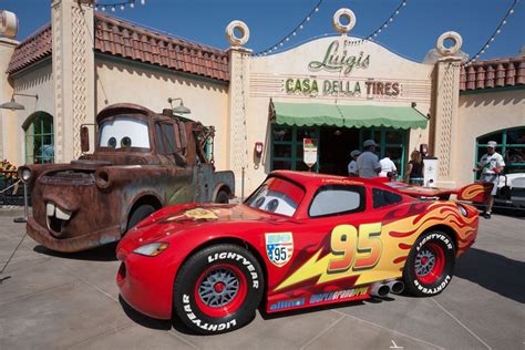 Lightning Mcqueen Cars Land Disneyland