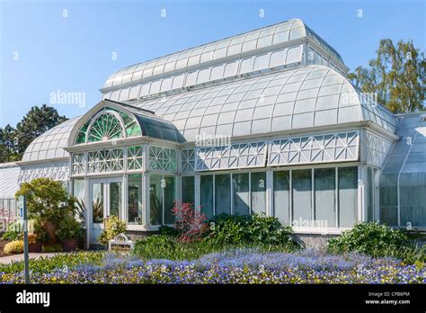 Volunteer Park Conservatory Seattle Stock Photo Alamy