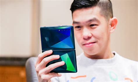 TCL unveils an affordable foldable phone concept - GadgetMatch