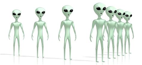 Grupo De Extraterrestres Verdes Aislado Sobre Fondo Blanco Foto Premium