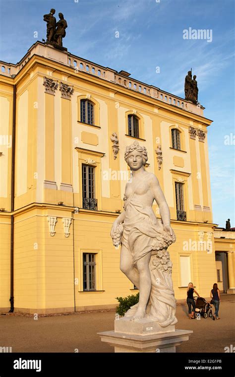 Bialystok Palace Hi Res Stock Photography And Images Alamy