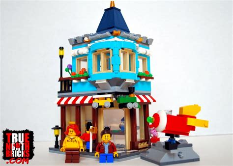 Townhouse Toy Store (31105) Review - True North Bricks