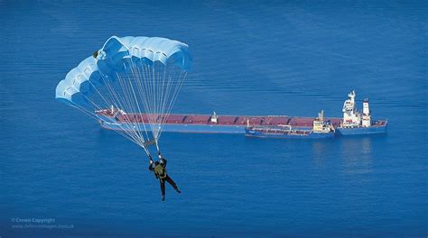 Submarine Parachute Assistance Group Practice Jump In The Flickr