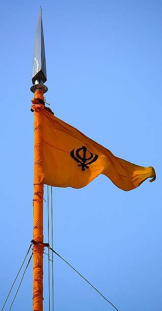 Flag Of Gurdwara In The Vicinity Of The While House Stolen Sikhnet