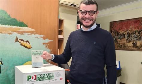 Primarie Pd Alle In Puglia Hanno Votato Quasi Mila Persone