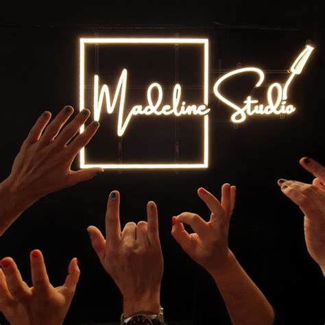 Neon na ścianę Madeline Studio Napisy LED Ledon