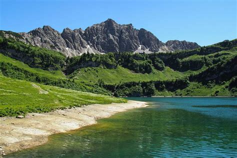 20 Best Lakes in Austria