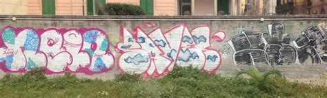 Some Graffiti Bagnoli Cumana Railways Naples Italy Flickr