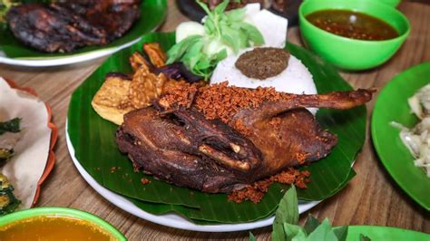 BEBEK GORENG BAKAR DISINI ASLI NYUAMLENG PANGLING DENGAN NIKMATNYA