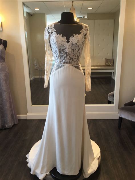 Hayley Paige Mona Wedding Dress Sample Size Wedding