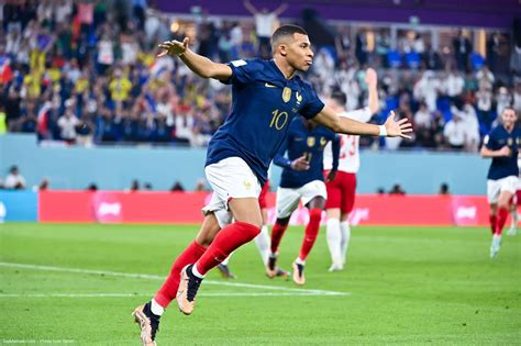 Article Similaire à Reportage Coupe Du Monde 2022 La Place De La Concorde Senflamme Pour Le