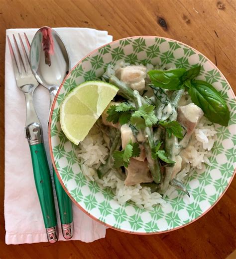 Thai Green Chicken Curry With Green Beans And Basil Styles In The Kitchen