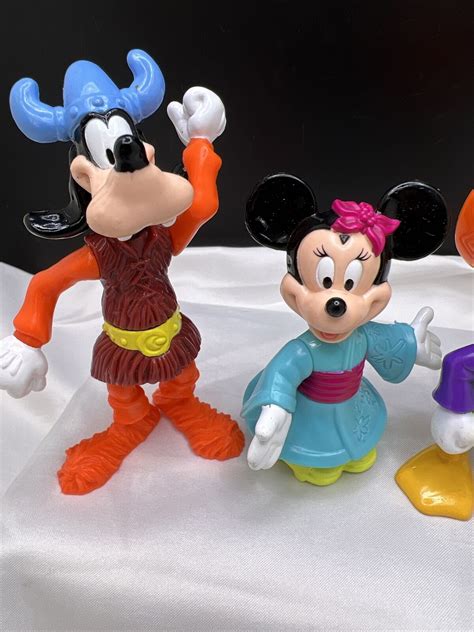 Vtg Mcdonalds Mickey And Friends Happy Meal Toys Epcot Center