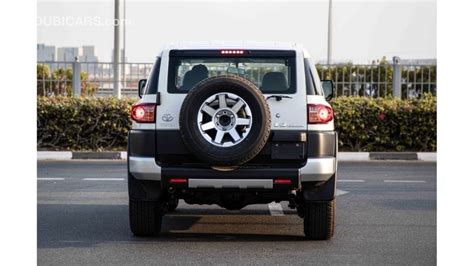 New 2023 Toyota FJ Cruiser 4.0 STD Petrol A/T 2023 for sale in Dubai - 653969