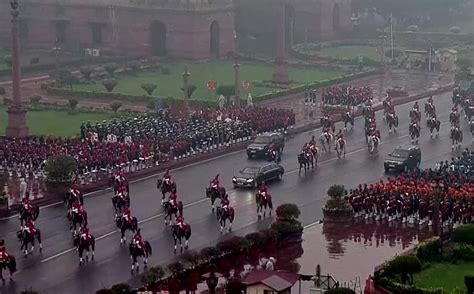 Beating Retreat Ceremony President Droupadi Murmu Reaches Vijay Chowk