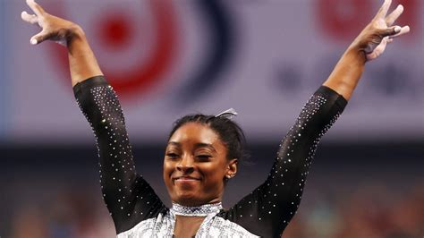 Simone Biles' Leotards for Her 7th National Championship Win Had a ...