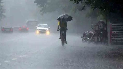 Heavy Rain Alert Kerala സംസ്ഥാനത്ത് മഴ കനക്കുന്നു വെള്ളിയാഴ്ച വരെ