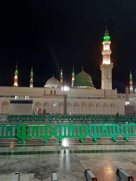 Medina, Saudi Arabia, Oct 2022 - Beautiful view of Masjid Al Nabawi ...