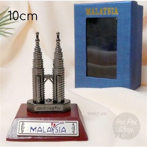 Jual Miniatur Petronas Twin Tower Malaysia 18cm Pajangan Miniature