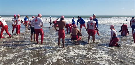 Cruz Roja Imparte Curso De Seguridad Acu Tica A Voluntarios Para