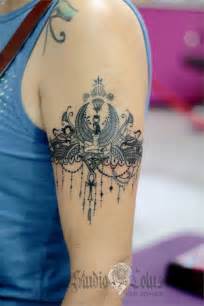 25+ bästa Goddess isis tattoo idéerna på Pinterest | Egyptisk tatuering ...