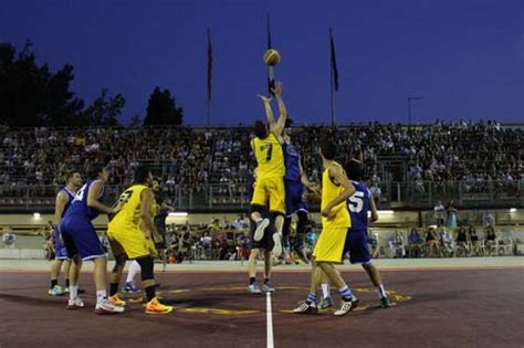 Un Torneo Dei Sestieri Per Riprendersi Venezia Itvenezia