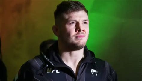 Marvin Vettori Doesn T Believe Israel Adesanya Vs Sean Strickland