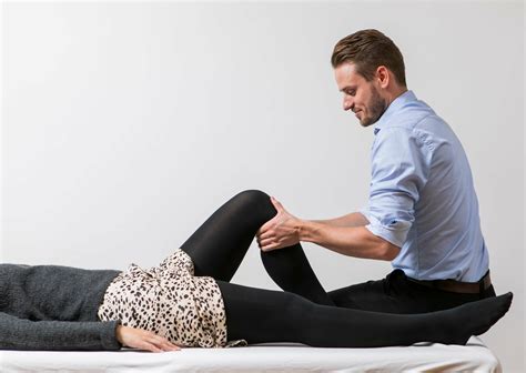 Osgood-Schlatter » Knee pain and swelling? Exercises and treatment.