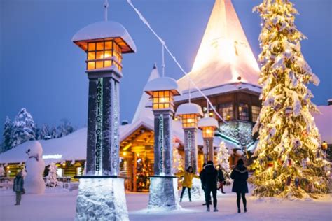 Glass Igloo Hotel Rovaniemi - Santa's Igloos - Arctic Circle Lapland