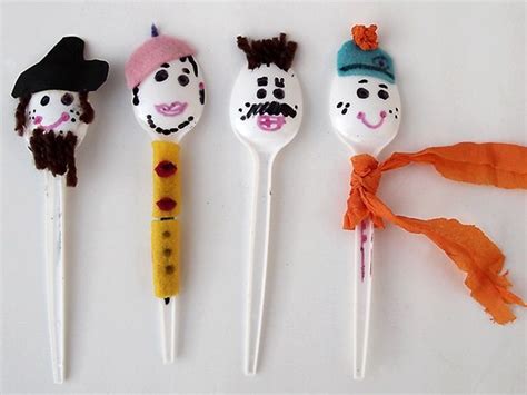 31 Incredible Plastic Spoon Craft Projects For Fun In 2020 Spoon