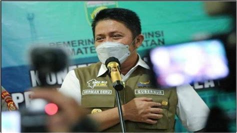 Kapolda Gubernur Sumsel Satu Satunya Gubernur Dapat Pin Emas Kapolri