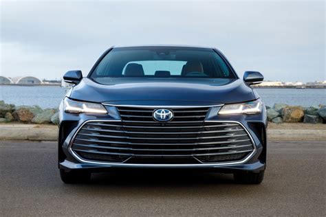 2021 Toyota Avalon Hybrid: 25 Exterior Photos | U.S. News