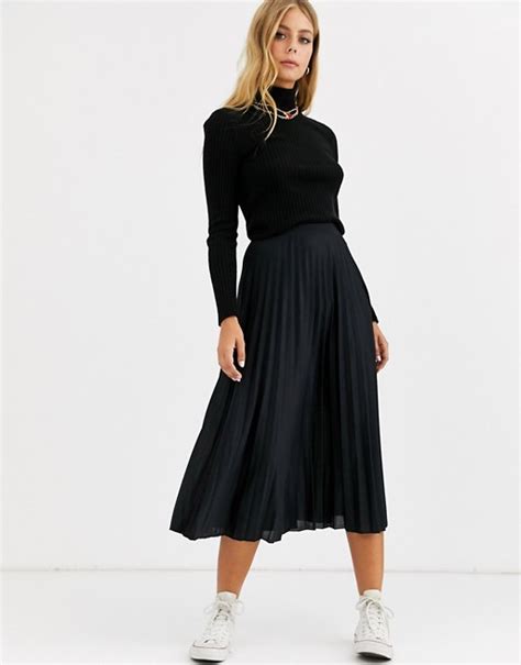 Asos Design Pleated Midi Skirt In Black Asos Pleated Midi Skirt Midi Skirt Street Style Chic