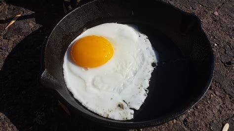 In Arizona We Hear Its Hot Enough To Fry An Egg Turns Out It Is Video In Comments Pics