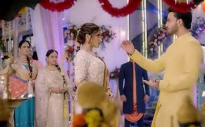 Kumkum Bhagya New Promo Ranbir Fills Sindoor In Mihika S Maang But