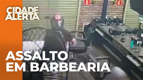 Falso Entregador Assalta Sal O De Beleza Em Campo Largo Youtube