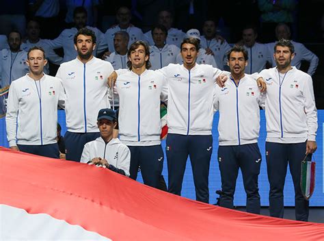 Davis Cup Impresa Jomateam Italia Batte Gli Usa E Vola In