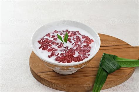 Bubur Mutiara, Bubur Sagu Mutiara, Indonesian Dessert Porridge. Made ...