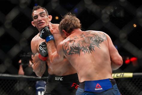 Ufc 238 Tony Ferguson Beat Donald Cerrone By Tko In Lightweight Fight