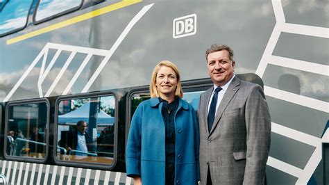 M Nchen Deutsche Bahn Zeigt Im Ideenzug S Dostbayernbahn Zukunft Des