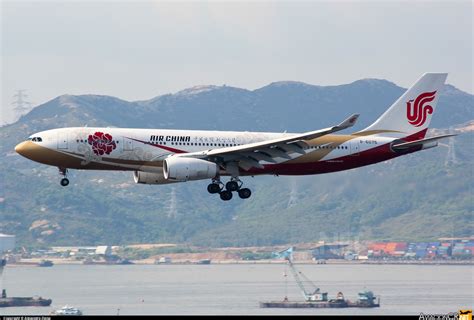 B 6075 Air China Airbus A330 243 AviacionCR Net