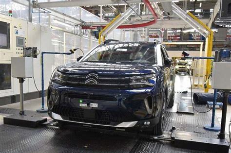 Russians produce Citroen C5 Aircross without Stellantis approval