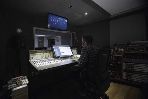 5 Filmmaking Tips For Collaborating With A Sound Designer