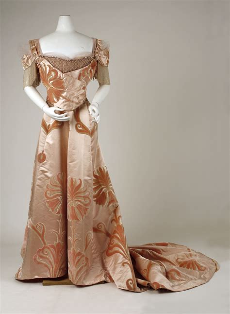 House Of Worth Evening Dress French The Metropolitan Museum Of Art