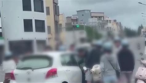 爆行車糾紛！ 澎湖在地人遭「6遊客圍毆」居民不滿包圍警所